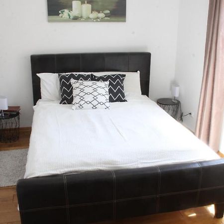 Monte Pula, Free Parking Apartment Luaran gambar